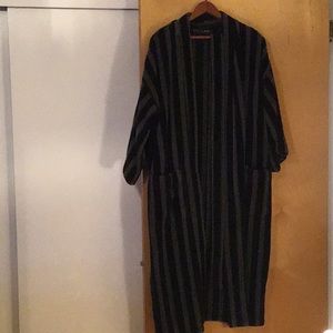 Men’s lounge robe